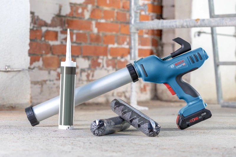 Bosch GCG 18V-600 Akülü Silikon Tabancası Bosch GCG 18V-600 Akülü Silikon Tabancası