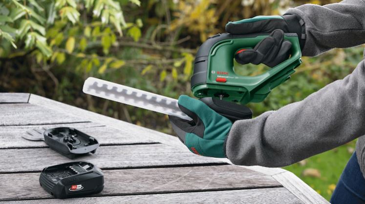 Bosch Advanced Akülü Çim Makası 0.600.857.000