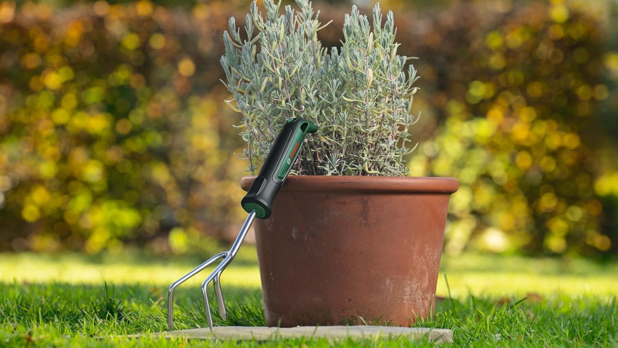 Bosch Bahçe Üç Dişli Tırmık 1.600.8B5.500 Bosch Bahçe Üç Dişli Tırmık 1.600.8B5.500