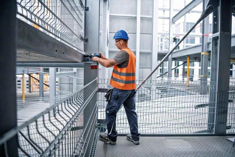 Bosch GDS 18V-1050 H Akülü Darbeli Somun Sıkma Makinesi (SOLO) Bosch GDS 18V-1050 H Akülü Darbeli Somun Sıkma Makinesi (SOLO)