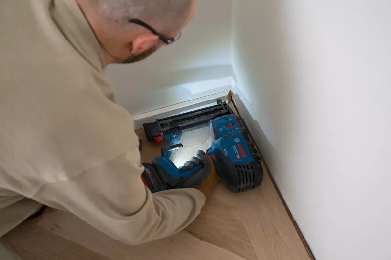 Bosch GNH 18V-50 M Çivi Çakma Tabancası (SOLO)0.601.482.400 Bosch GNH 18V-50 M Çivi Çakma Tabancası (SOLO)0.601.482.400