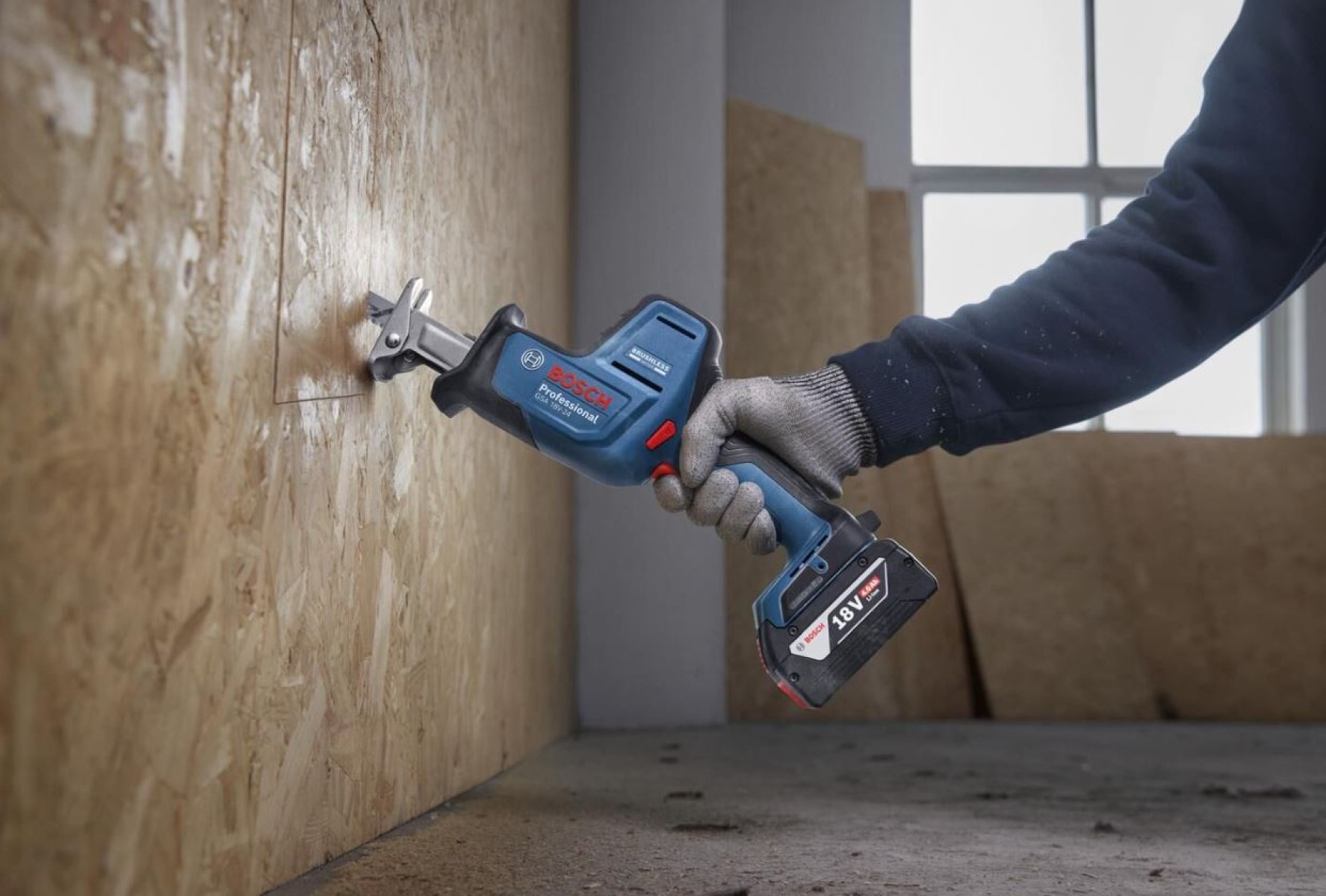 Bosch GSA 18V-24 Akülü Panter Testere (solo)