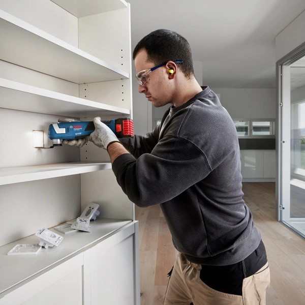 Bosch Professional GOP 185-LI Akülü Salınım Makinesi (1X4.0 AH) 0.601.8G2.021 Bosch Professional GOP 185-LI Akülü Salınım Makinesi (1X4.0 AH) 0.601.8G2.021