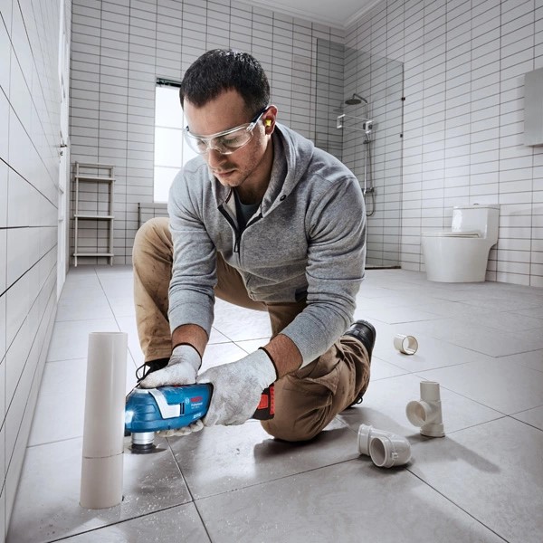 Bosch Professional GOP 185-LI Akülü Salınım Makinesi (SOLO) 0.601.8G2.020 Bosch Professional GOP 185-LI Akülü Salınım Makinesi (SOLO) 0.601.8G2.020