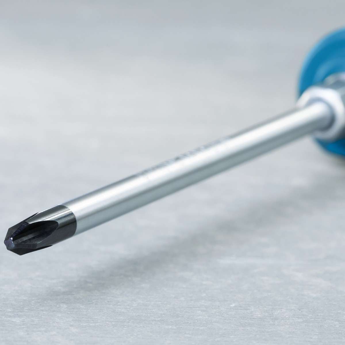 Bosch Yıldız Tornavida PH2x125mm Bosch Yıldız Tornavida PH2x125mm