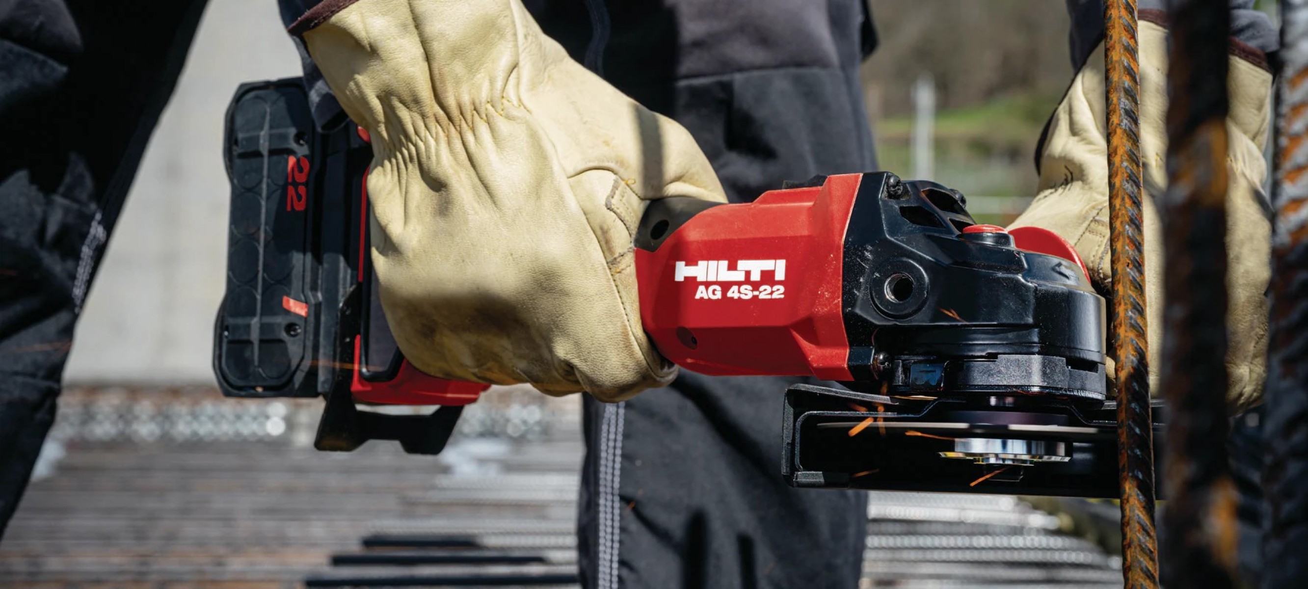 Hilti AG 4S-22-125 Akülü Taşlama Makinası Solo Hilti AG 4S-22-125 Akülü Taşlama Makinası Solo