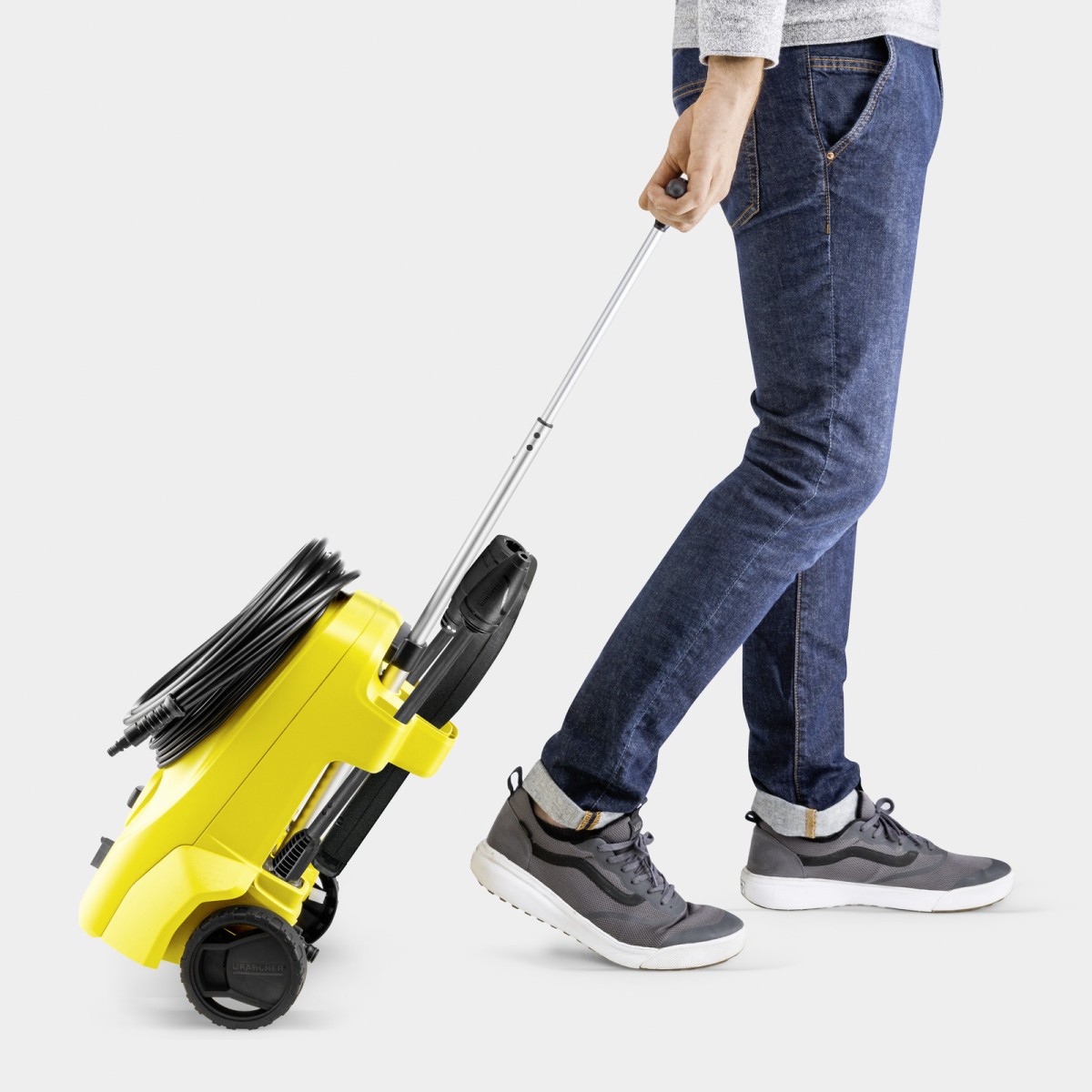 Karcher K3 Classic Basınçlı Yıkama Makinesi 1.676-220.0