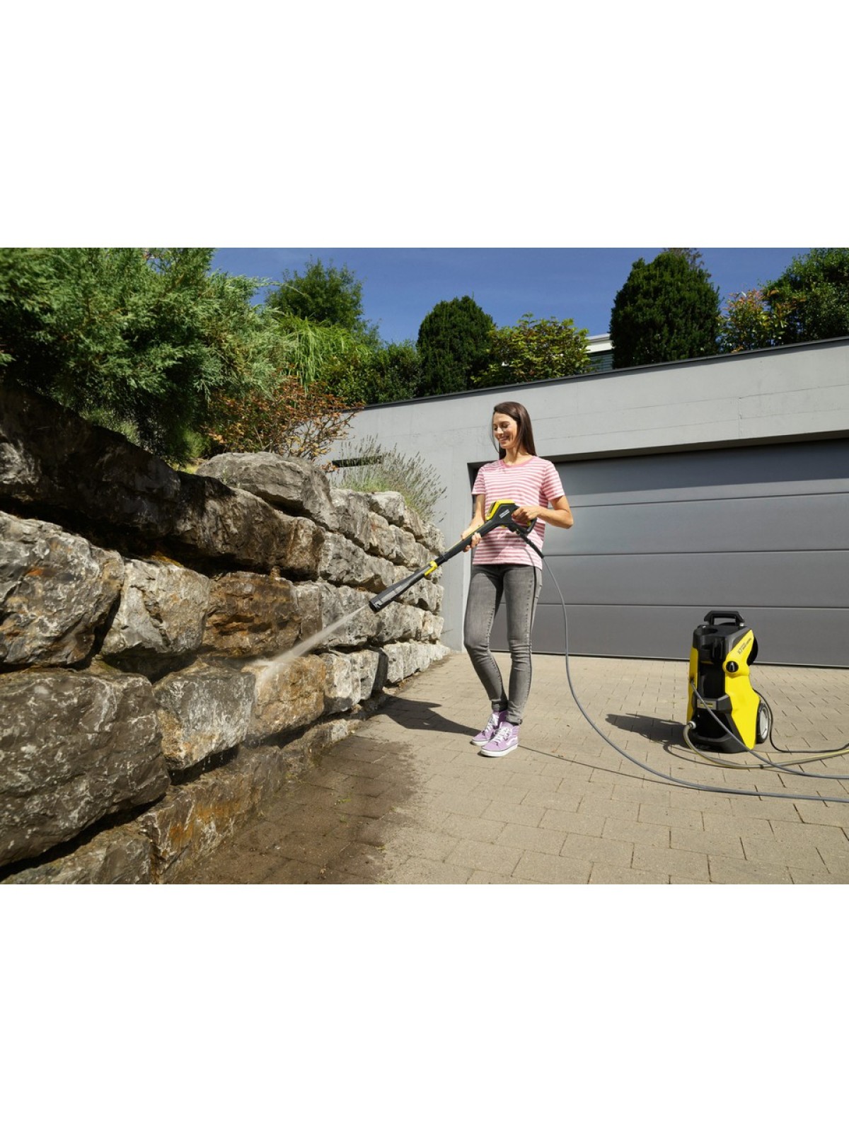 Karcher K7 Smart Control Basınçlı Yıkama Makinesi 1.317-340.0