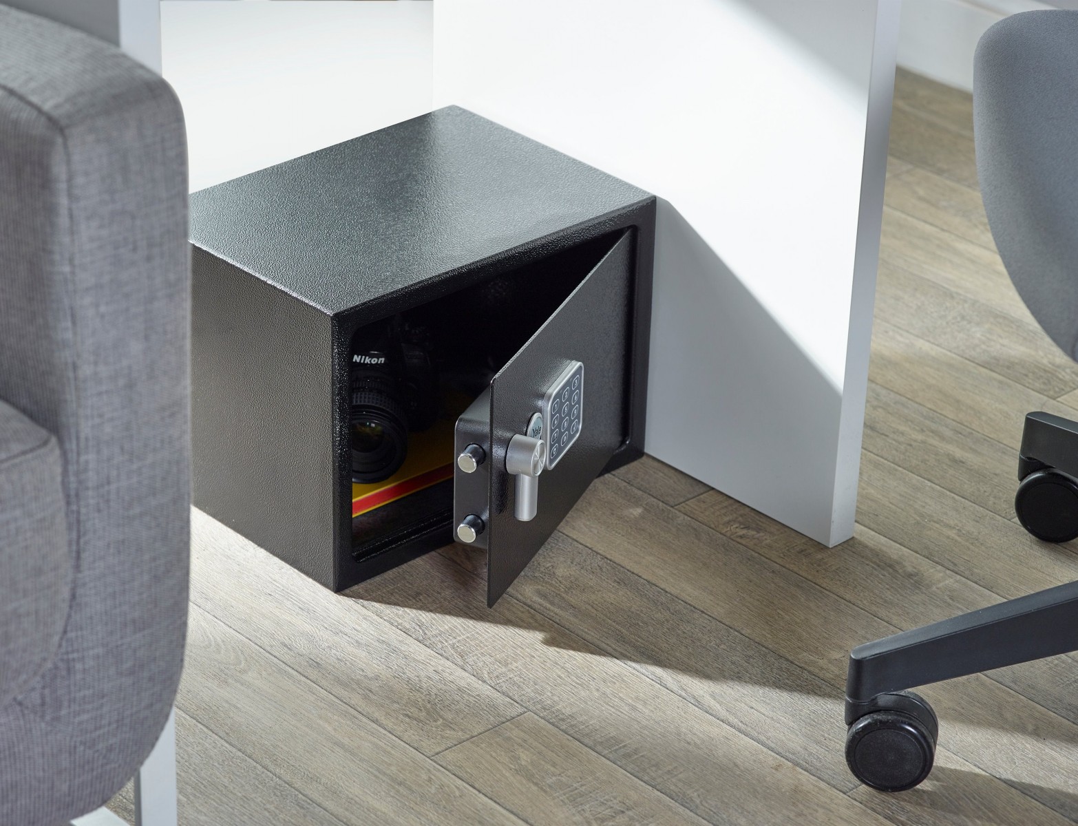 Yale Dijital Orta Boy (medium) Kollu Kasa- Siyah - YSV/250/DB2 Yale Dijital Orta Boy (medium) Kollu Kasa- Siyah - YSV/250/DB2