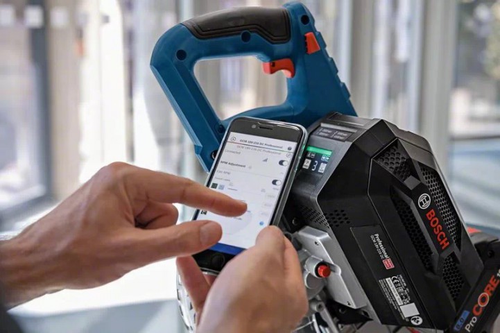 Bosch GCM 18V-216 DC Akülü Gönye Kesme Makinesi 0.601.B47.000 Solo Bosch GCM 18V-216 DC Akülü Gönye Kesme Makinesi 0.601.B47.000 Solo