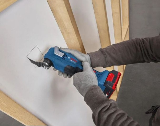 Bosch GOP 18V-30 Akülü Salınım Har.Makinası (solo)