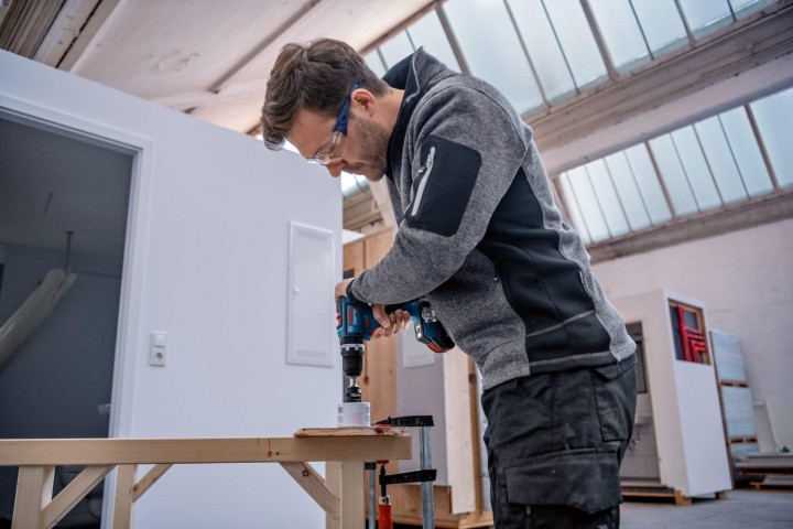 Bosch GSB 18V-90C Akülü Darbeli Delme Vidalama 2 x 5,0 Ah  0.601.9K6.106