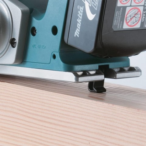 Makita DKP180Z Akülü Planya 82 mm (Solo) Makita DKP180Z Akülü Planya 82 mm (Solo)