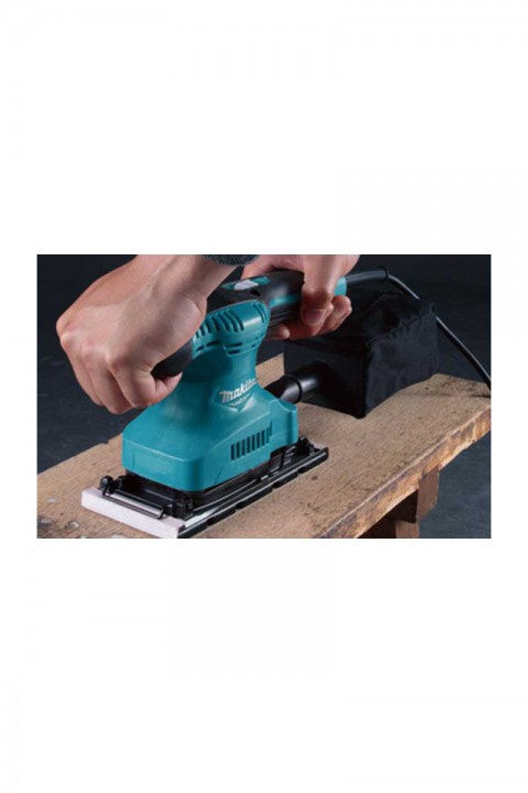 Makita M9203B Titreşimli Zımpara Makinesi