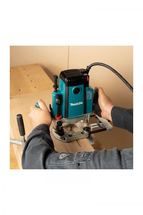 Makita RP2303FC02 Freze Makinesi